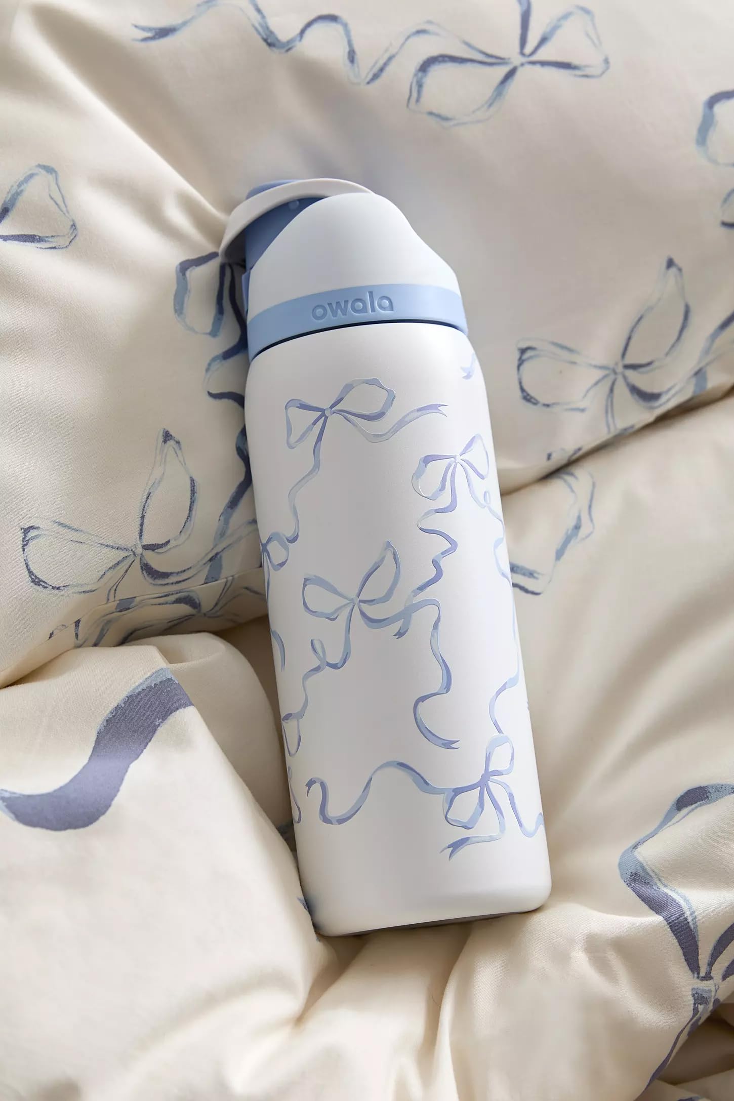 Owala Freesip Bottle 32oz - Tied & True (Limited Edition)