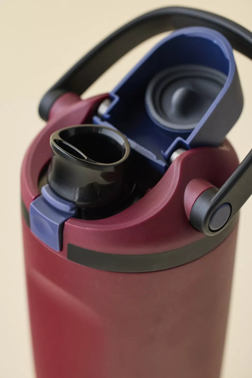 Owala FreeSip Sway Bottle 30oz -  Burgundy Bay